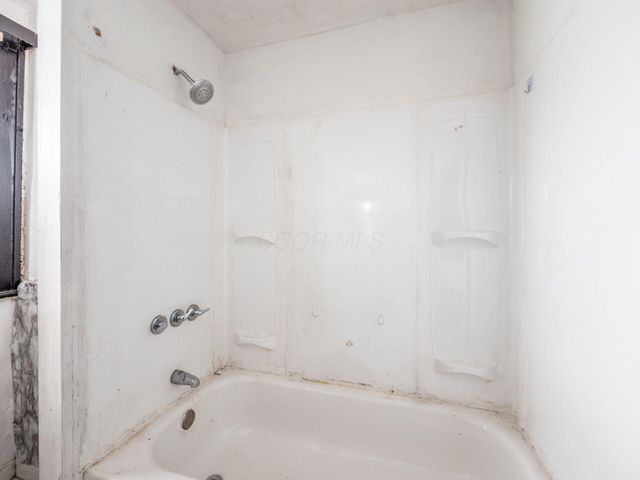 324 Wrexham Avenue, Columbus, OH 43223