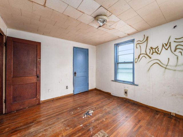 324 Wrexham Avenue, Columbus, OH 43223