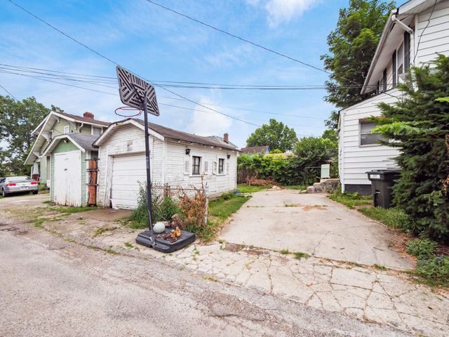 324 Wrexham Avenue, Columbus, OH 43223
