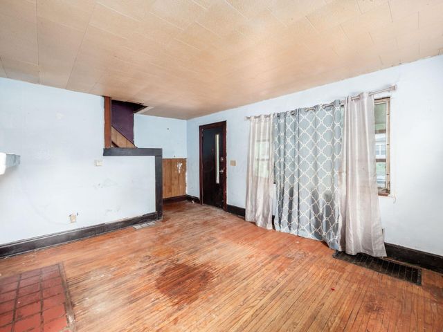 324 Wrexham Avenue, Columbus, OH 43223
