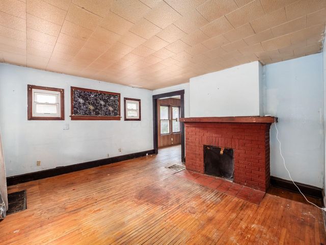 324 Wrexham Avenue, Columbus, OH 43223