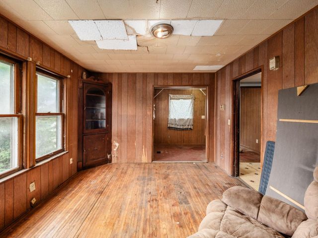 324 Wrexham Avenue, Columbus, OH 43223