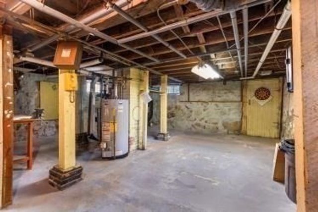 311 Moraine St, Brockton, MA 02301