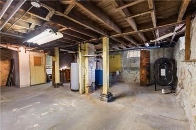 311 Moraine St, Brockton, MA 02301