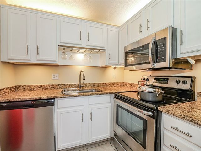 23 Pine Arbor Lane 103, Vero Beach, FL 32962