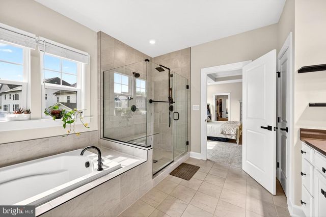 7973 LAWNDALE CIR, Columbia, MD 21044