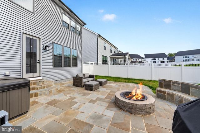 7973 LAWNDALE CIR, Columbia, MD 21044