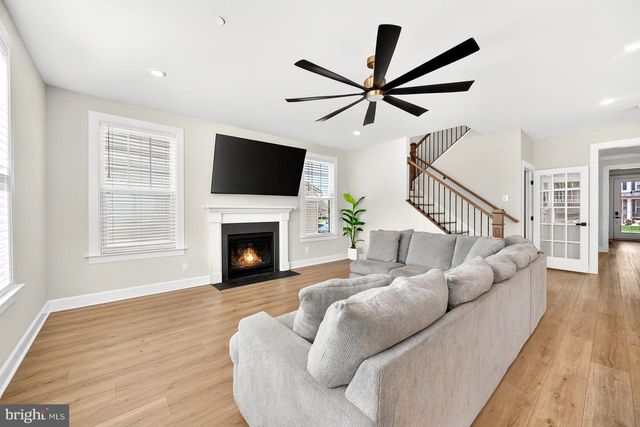 7973 LAWNDALE CIR, Columbia, MD 21044