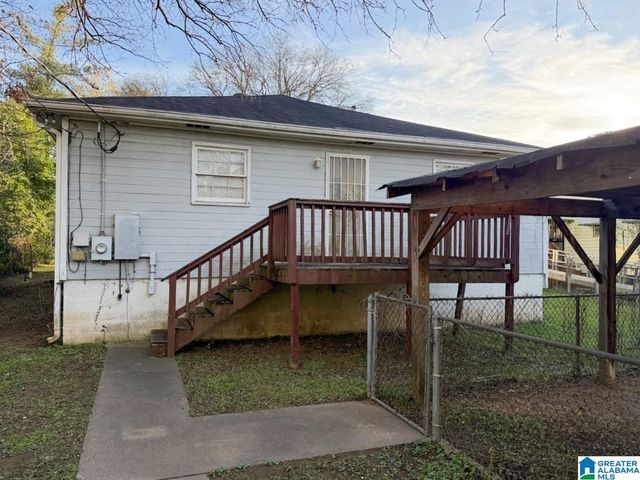 604 40TH PLACE, Fairfield, AL 35064