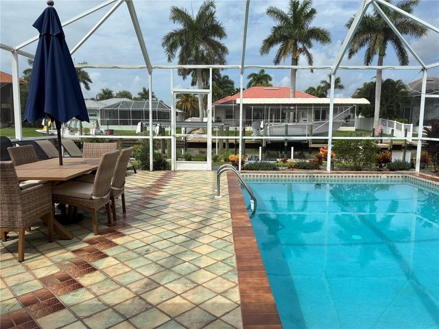 5240 SEMINOLE COURT, Cape Coral, FL 33904