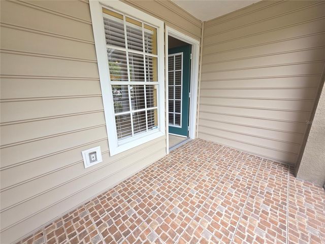8926 MANOR LOOP 102, Lakewood Ranch, FL 34202