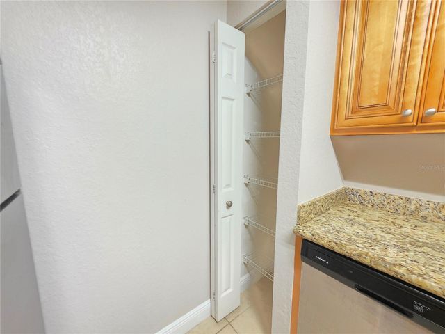 8926 MANOR LOOP 102, Lakewood Ranch, FL 34202