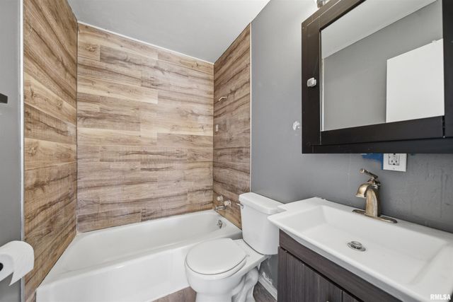 2252 NORTHRIDGE Lane, Washington, IL 61571