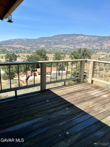 29901 Skyline Drive, Tehachapi, CA 93561