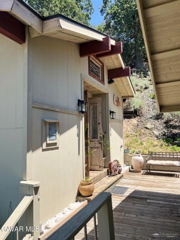 29901 Skyline Drive, Tehachapi, CA 93561