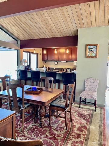 29901 Skyline Drive, Tehachapi, CA 93561
