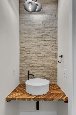 7209 Denton Drive, Christiana, TN 37037