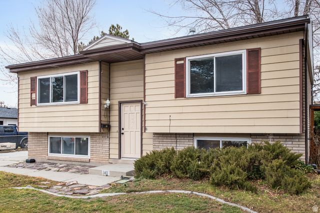 140 W 8710 S, Sandy, UT 84070