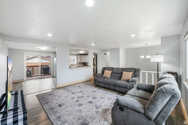 140 W 8710 S, Sandy, UT 84070