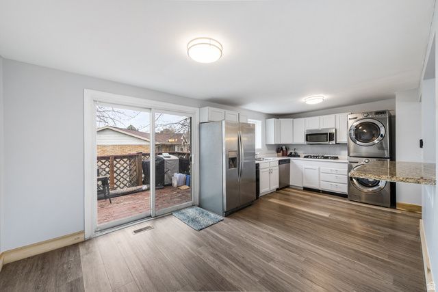 140 W 8710 S, Sandy, UT 84070