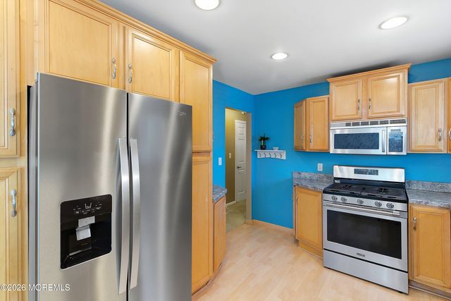 12 Carole Drive, Oakhurst, NJ 07755