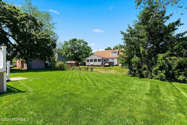 12 Carole Drive, Oakhurst, NJ 07755