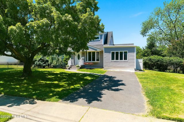 12 Carole Drive, Oakhurst, NJ 07755
