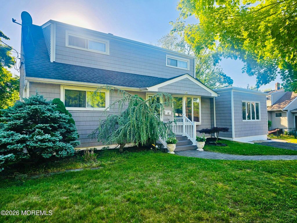 12 Carole Drive, Oakhurst, NJ 07755