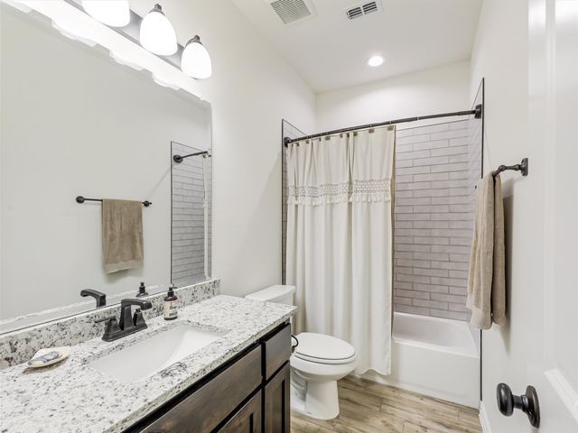451 Tristin Lane, Waxahachie, TX 75167