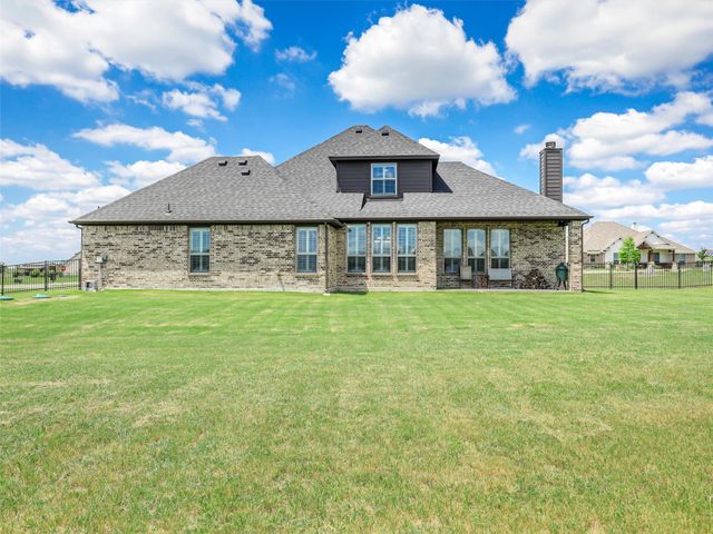 451 Tristin Lane, Waxahachie, TX 75167