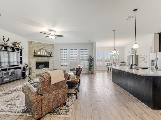 451 Tristin Lane, Waxahachie, TX 75167
