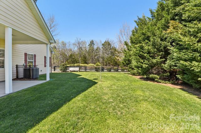 6738 Eastfield Park Drive, Charlotte, NC 28269