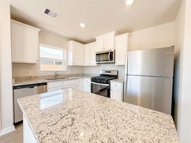 16322 Sweet Grove Drive, Conroe, TX 77303