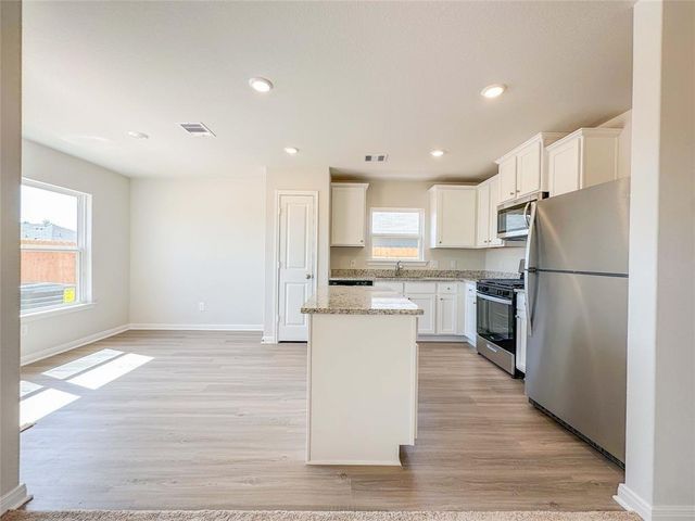 16322 Sweet Grove Drive, Conroe, TX 77303