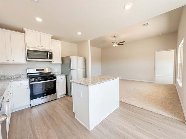 16322 Sweet Grove Drive, Conroe, TX 77303
