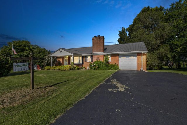 1119 Peacock Road, Paris, KY 40361