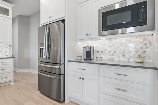 15640 Delmar Street, Overland Park, KS 66224