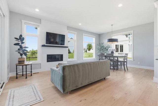 15640 Delmar Street, Overland Park, KS 66224