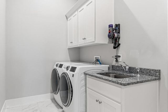 15640 Delmar Street, Overland Park, KS 66224