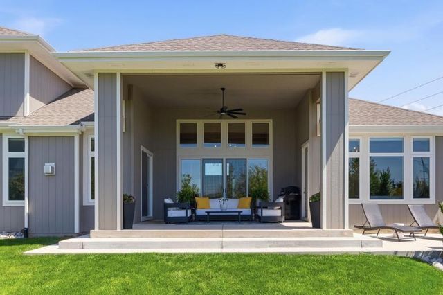 15640 Delmar Street, Overland Park, KS 66224