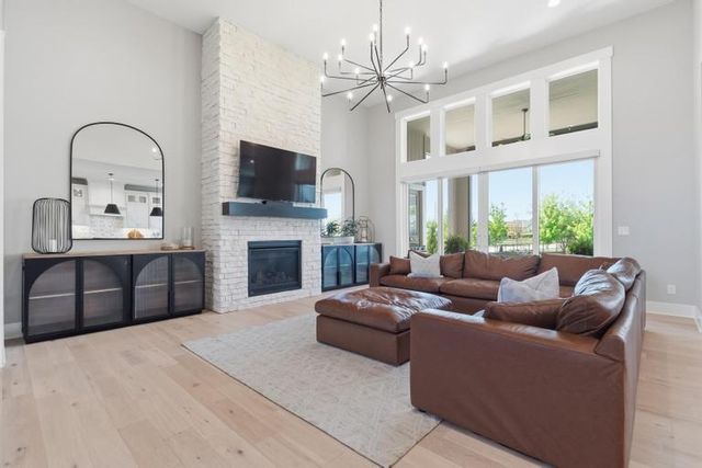 15640 Delmar Street, Overland Park, KS 66224