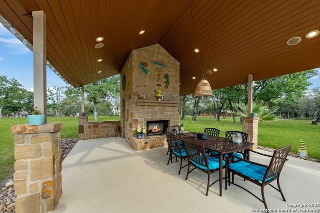 7627 FM 775, La Vernia, TX 78121