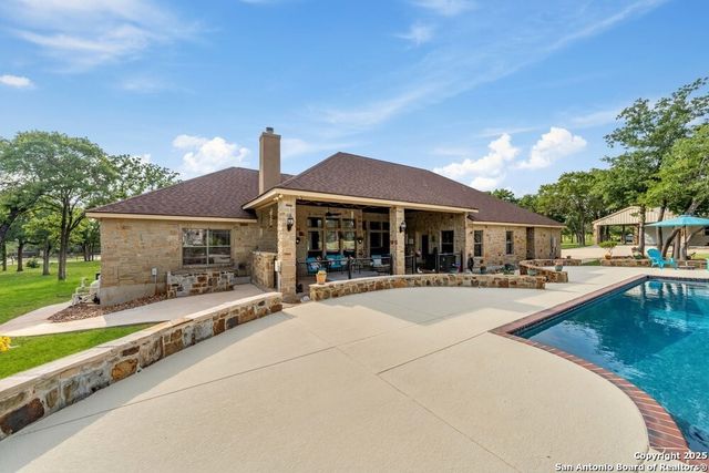7627 FM 775, La Vernia, TX 78121