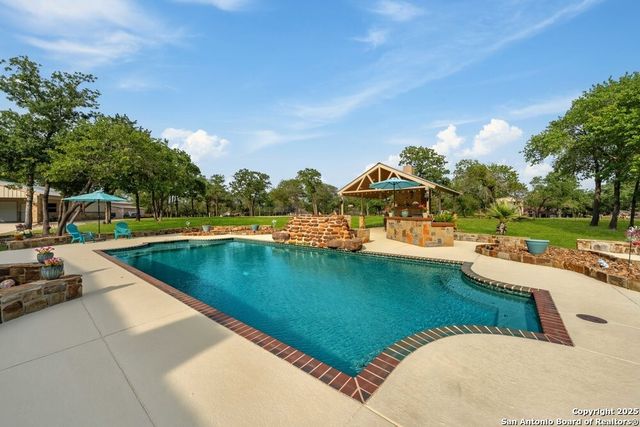 7627 FM 775, La Vernia, TX 78121