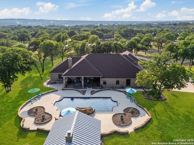 7627 FM 775, La Vernia, TX 78121