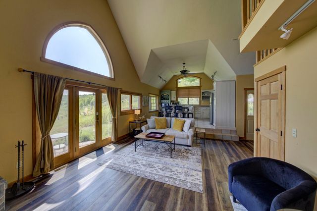 10702 E Hill Top Road, Suttons Bay, MI 49682