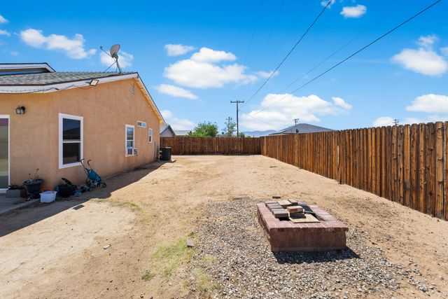 8117 Satinwood Avenue, California City, CA 93505
