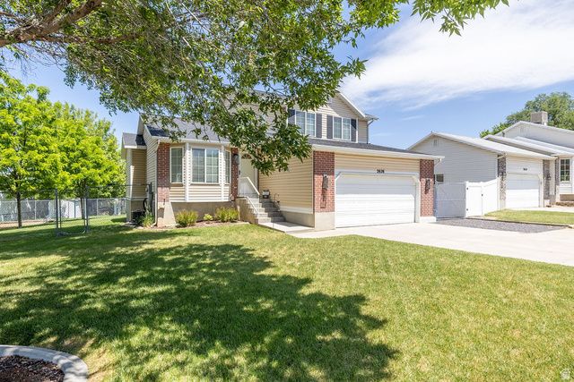 2626 W 3900 S, Roy, UT 84067