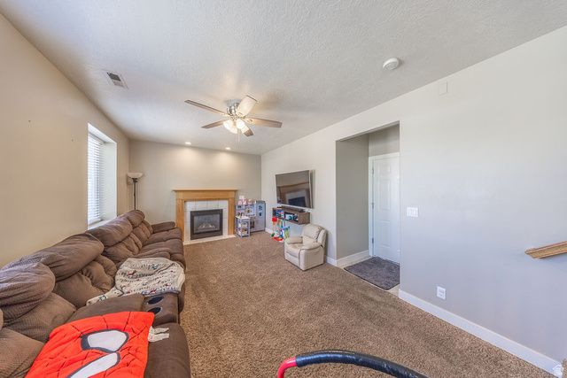 2626 W 3900 S, Roy, UT 84067