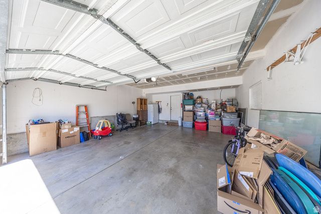 2626 W 3900 S, Roy, UT 84067